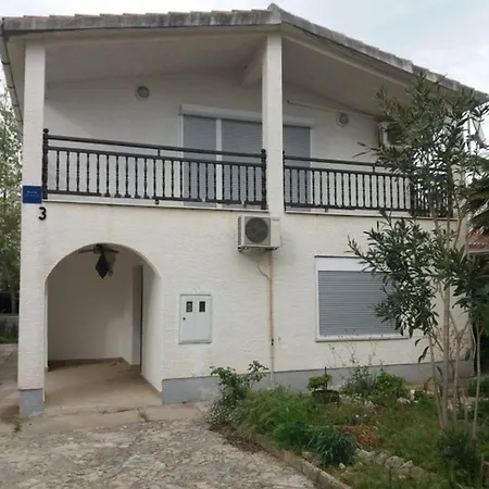 Apartment Marika Nin